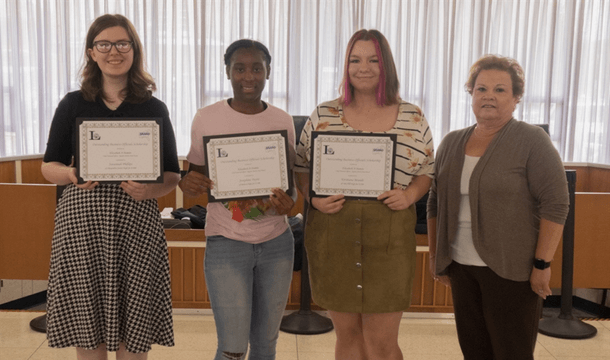 RPSB honors students with accounting scholarships